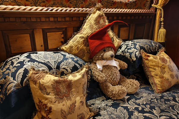 Wizards Thatch Camelot Suite