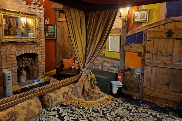 Wizards Thatch Camelot Suite