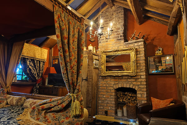 Wizards Thatch Camelot Suite